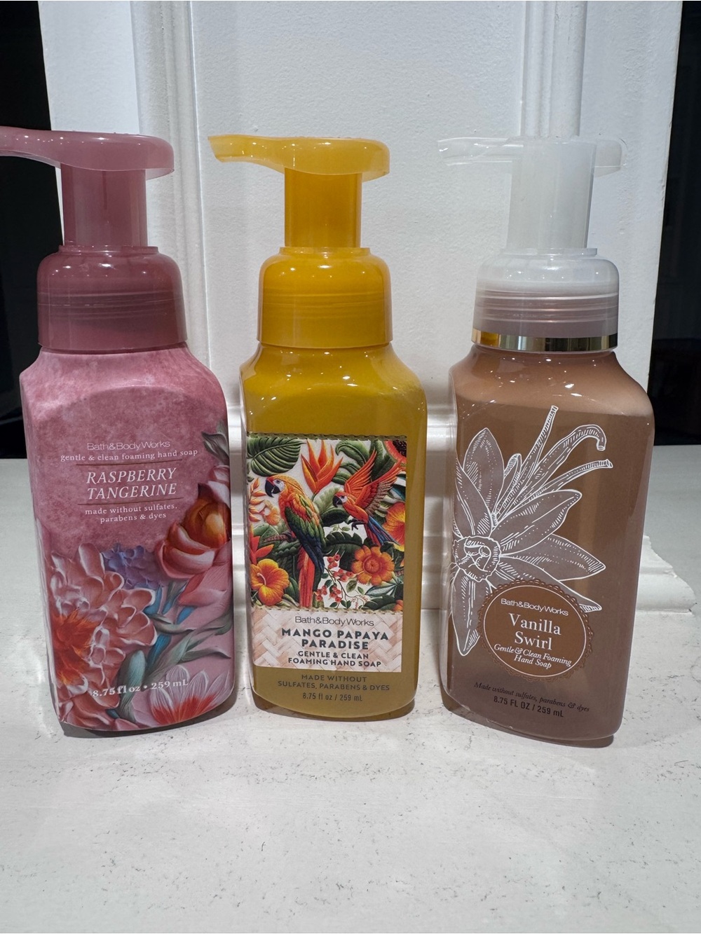 Bath & Body Works foaming soap set of 3. NWT